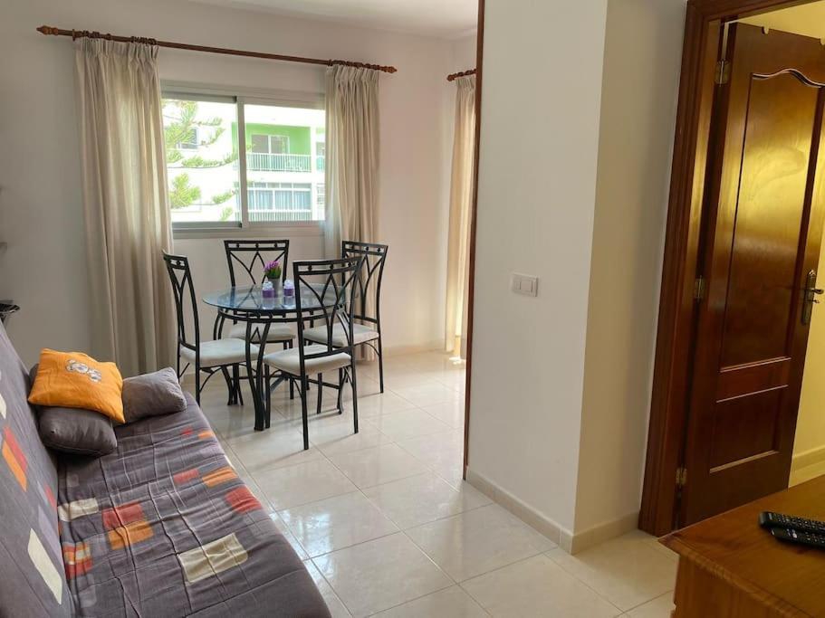 Seaside Apartment With Balcony Las Galletas Exterior photo